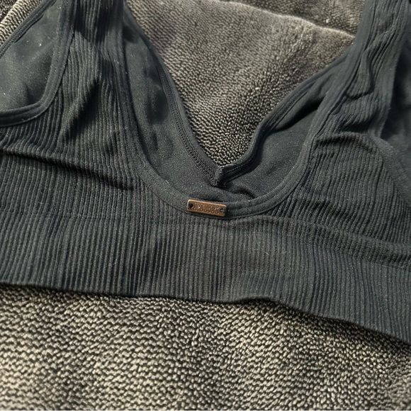 ⭐️3 For $15⭐️ PINK Victoria's Secret Black Deep V Ribbed Lightly Lined Bralette - Picture 3 of 5